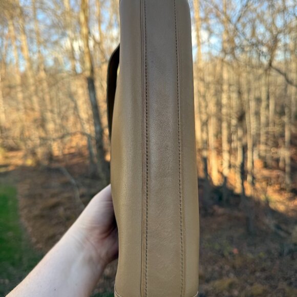 Vintage Coach Taylor Zip in stone with hang tag! - Picture 10 of 13